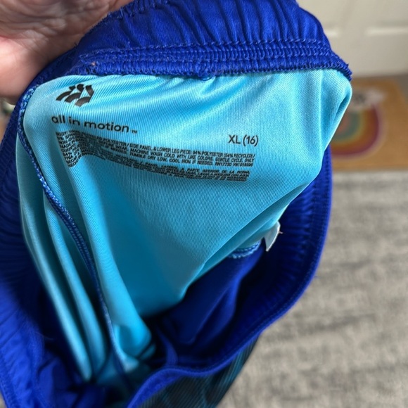 All in motion boys shorts - Picture 3 of 3